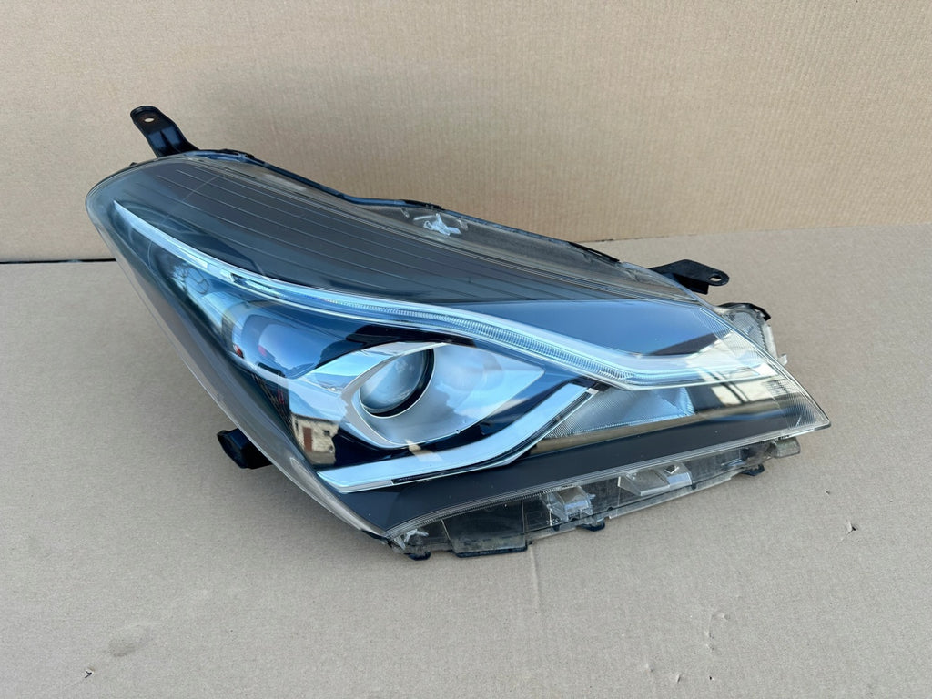 Frontscheinwerfer Toyota Yaris Rechts Scheinwerfer Headlight SCH4367096911qf