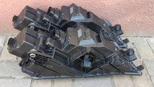 Laden Sie das Bild in den Galerie-Viewer, Frontscheinwerfer Skoda Octavia III Ein Stück (Rechts oder Links) Headlight SCH9119619480ul