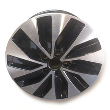 Load image into Gallery viewer, 1x Alufelge 15 Zoll 5.5&quot; 5x100 38ET 6C0601025C VW Polo Rim Wheel