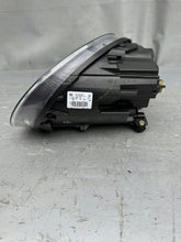 Load image into Gallery viewer, Frontscheinwerfer VW New Beetle 5C1941006 Ein Stück (Rechts oder Links) SCH3997034745bw