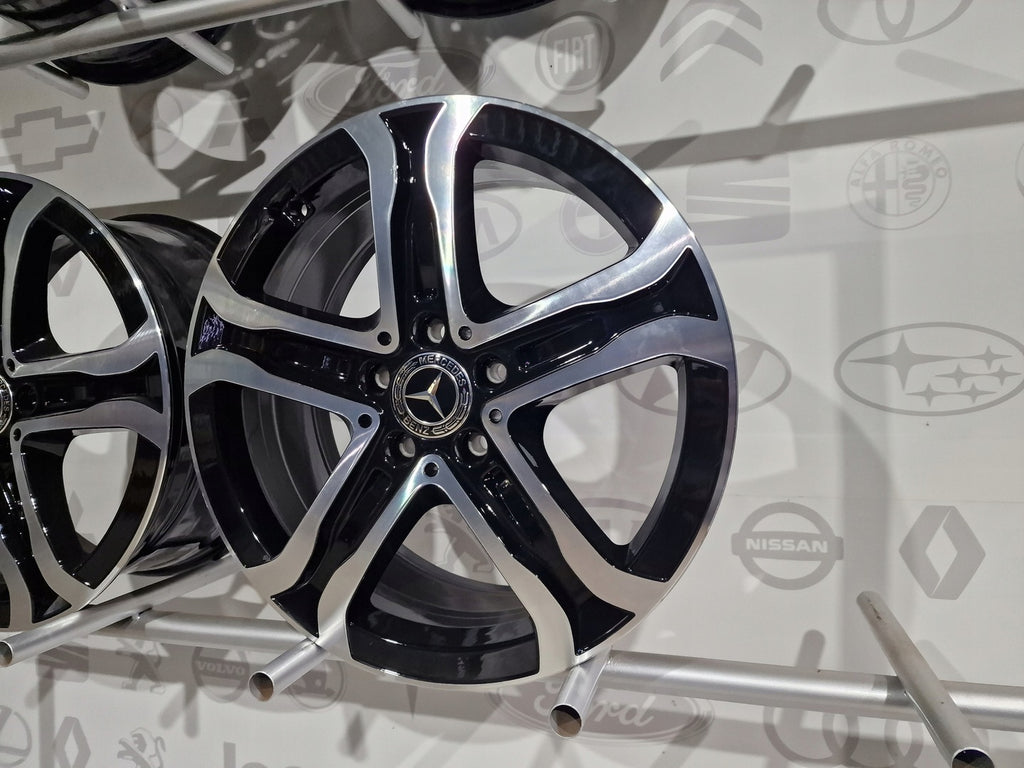 4x Alufelge 18 Zoll 7.5" 5x112 53 5ET A2434011600 Mercedes-Benz Eqa H243