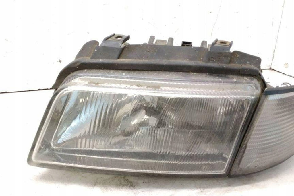 Frontscheinwerfer Audi A4 1307022194 1305235256 Ein Stück (Rechts oder Links)