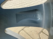 Load image into Gallery viewer, 1x Alufelge 18 Zoll 7.0" 5x114.3 50ET Glanz Silber Honda Cr-V Iii Rim Wheel FEL8850095059lj