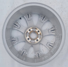Load image into Gallery viewer, 1x Alufelge 17 Zoll 7.0" 4x108 47,5ET Glanz Silber Ford Fiesta Rim Wheel FEL5752676371qg