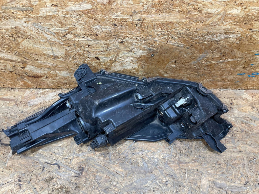 Frontscheinwerfer Toyota 4 Yaris S2508P011-M Rechts Scheinwerfer Headlight