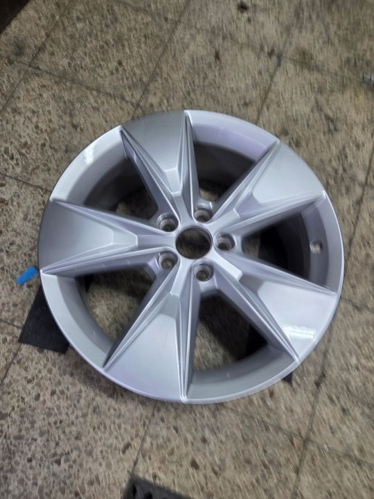 1x Alufelge 18 Zoll 7.5" 5x108 50 5ET Matt Silber 32271574 Volvo V60 I S60 FEL1110876766ib