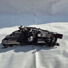 Load image into Gallery viewer, Frontscheinwerfer Toyota VIII 81110-YP120 Full LED Rechts Scheinwerfer Headlight SCH3615235216eo