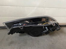 Laden Sie das Bild in den Galerie-Viewer, Frontscheinwerfer Opel Astra 93190390LH Xenon Links Scheinwerfer Headlight