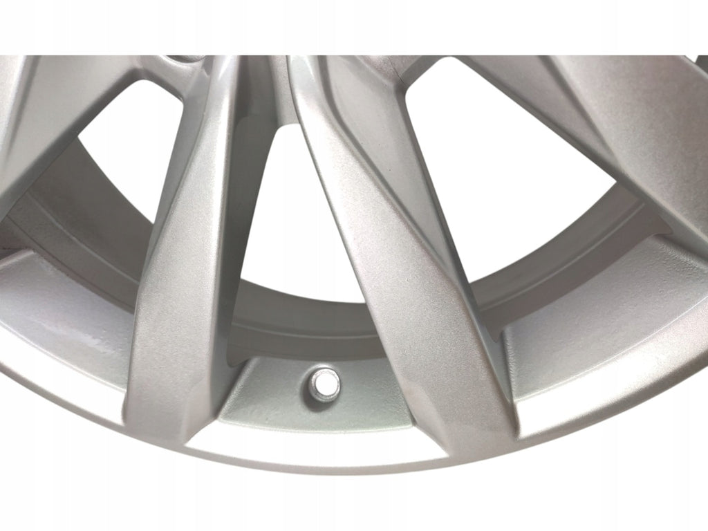 1x Alufelge 17 Zoll 6.0" 5x112 48ET Glanz Silber 5G0601025K VW Golf Rim Wheel FEL9660028637al