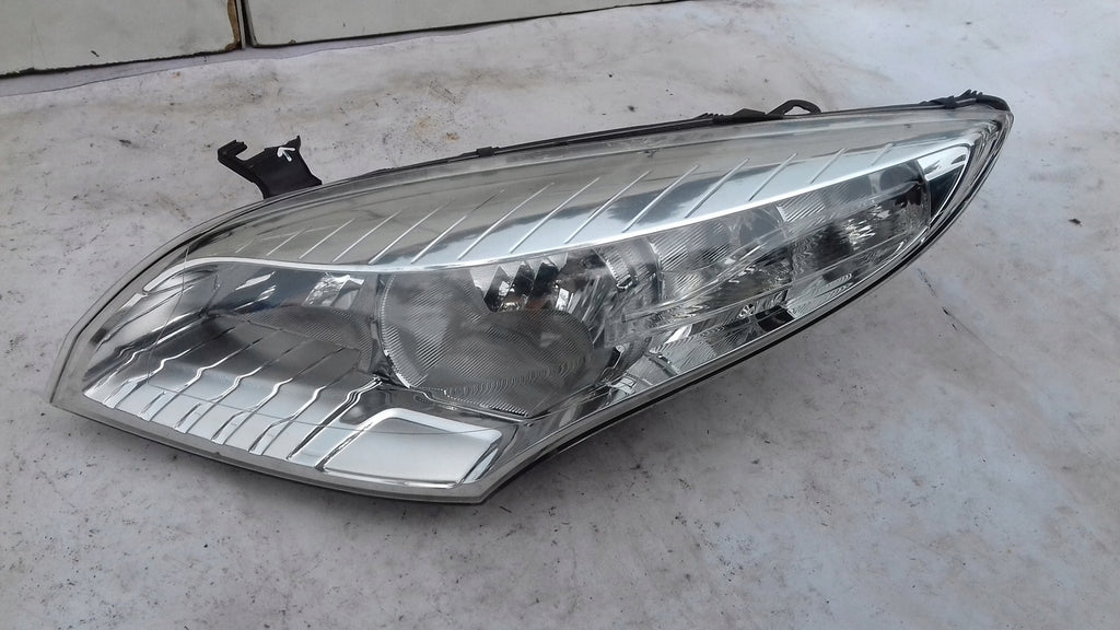 Frontscheinwerfer Renault Megane III 130702310800 Links Scheinwerfer Headlight SCH7649010381rx