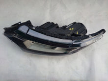 Laden Sie das Bild in den Galerie-Viewer, Frontscheinwerfer Mitsubishi Outlander III ECM921-21C10 Links Headlight SCH3472405583ue