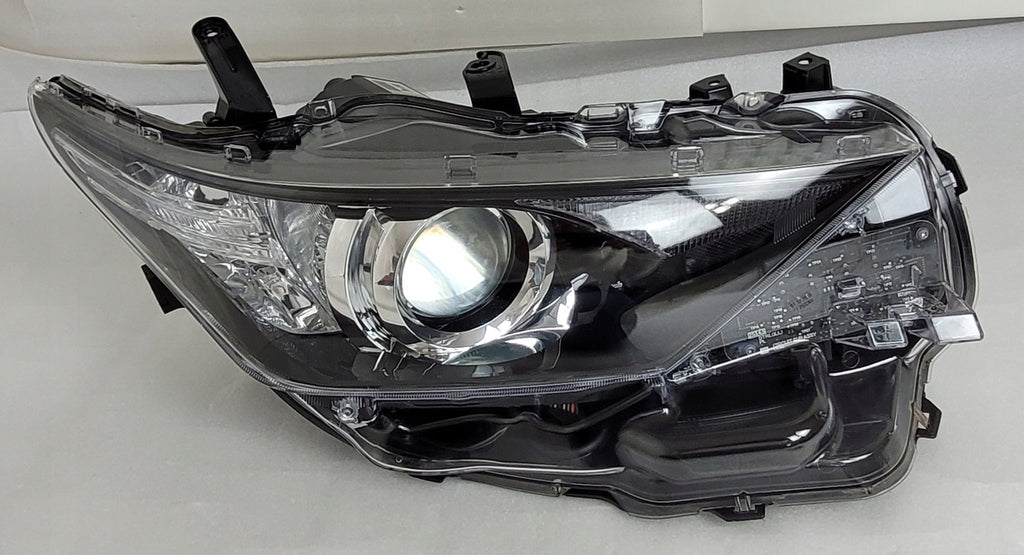 Frontscheinwerfer Toyota Auris 81130-02K30 LED Rechts Scheinwerfer Headlight