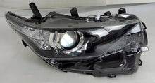 Laden Sie das Bild in den Galerie-Viewer, Frontscheinwerfer Toyota Auris 81130-02K30 LED Rechts Scheinwerfer Headlight