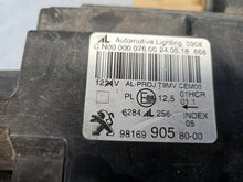 Laden Sie das Bild in den Galerie-Viewer, Frontscheinwerfer Peugeot 308 6284L256 9816990580 Vorderseite Headlight SCH1325255782sd