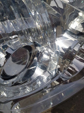 Laden Sie das Bild in den Galerie-Viewer, Frontscheinwerfer Mitsubishi Pajero Rechts Scheinwerfer Headlight