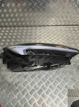 Load image into Gallery viewer, Frontscheinwerfer Volvo Xc60 II 32337387 Rechts Scheinwerfer Headlight SCH6905479396qx