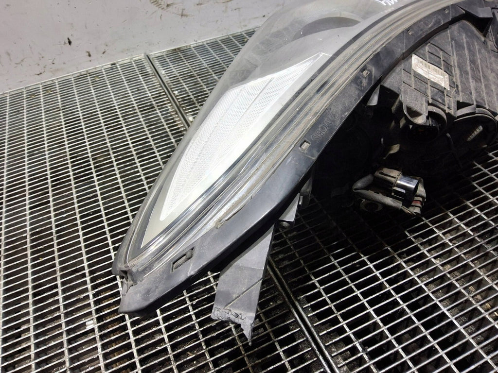Frontscheinwerfer Hyundai I I40 SKE57278 Links Scheinwerfer Headlight SCH3930836778am