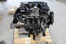 Laden Sie das Bild in den Galerie-Viewer, Motor Citroën Peugeot I HN05 10XVBB 1.2 THP 2023 Benzin Engine Unkomplett MOT4511717547vv