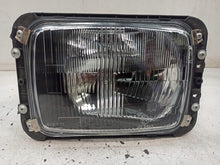 Laden Sie das Bild in den Galerie-Viewer, Frontscheinwerfer Mercedes-Benz T2 440-1112R-LD3E Rechts Scheinwerfer Headlight