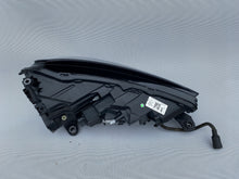 Load image into Gallery viewer, Frontscheinwerfer Skoda Fabia IV 6VB941015 LED Links Scheinwerfer Headlight SCH1113920411av
