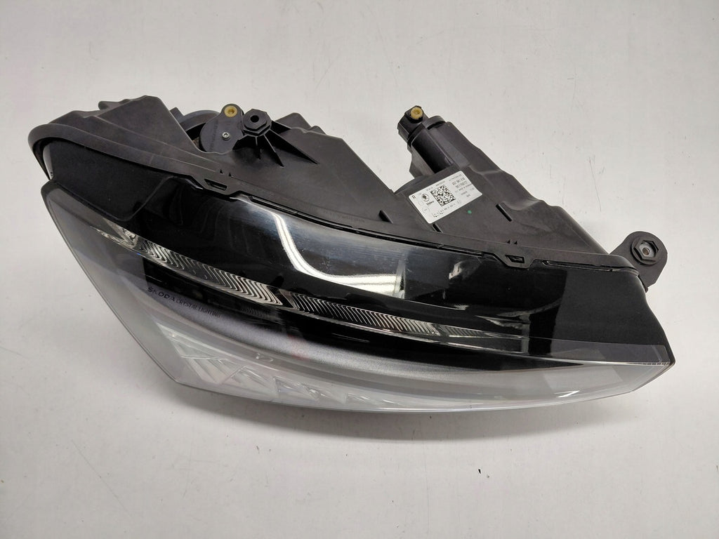 Frontscheinwerfer Skoda Scala 657941016 LED Rechts Scheinwerfer Headlight SCH5117840237re