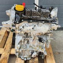 Laden Sie das Bild in den Galerie-Viewer, Motor Dacia Sandero III H4DF480 1.0 TCE 2021 Engine Unkomplett MOT7186315684xs