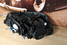 Load image into Gallery viewer, Frontscheinwerfer Mercedes-Benz Cla A189066901 LED Ein Stück (Rechts oder Links) SCH7355362734rd