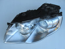 Load image into Gallery viewer, Frontscheinwerfer VW Passat 3C0941751G Xenon Links Scheinwerfer Headlight