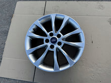 Load image into Gallery viewer, 1x Alufelge 17 Zoll 7.0" 5x108 HS7C-J1A Ford Mondeo I Rim Wheel FEL3036440221vd