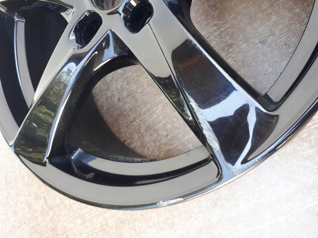 1x Alufelge 17 Zoll 7.0" 5x108 50ET RC30-707 Renault Rim Wheel