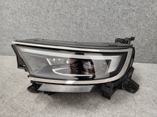 Laden Sie das Bild in den Galerie-Viewer, Frontscheinwerfer Opel Mokka 9844356680 LED Links Scheinwerfer Headlight SCH6644120162gs