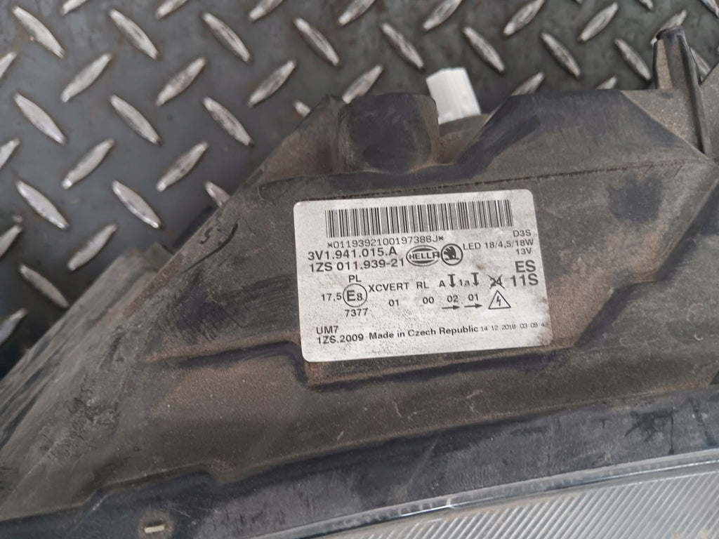 Frontscheinwerfer Skoda Superb III 3V1941015A 3V1941016A LED Rechts oder Links