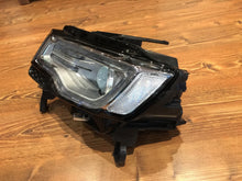 Laden Sie das Bild in den Galerie-Viewer, Frontscheinwerfer Jeep Grand Cherokee Wk2 68144709AH Links Headlight SCH4688723211vr