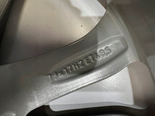 Laden Sie das Bild in den Galerie-Viewer, 1x Alufelge 17 Zoll 7.0" 5x112 A2054010200 Mercedes-Benz W205 Rim Wheel FEL4057518967ov
