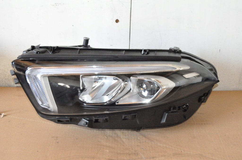 Frontscheinwerfer Mercedes-Benz W177 A1779063705 Full LED Rechts oder Links SCH6314510555qt