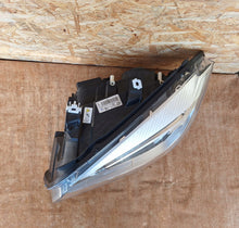 Laden Sie das Bild in den Galerie-Viewer, Frontscheinwerfer BMW X1 E84 7290239 Xenon Links Scheinwerfer Headlight SCH2473365267jc