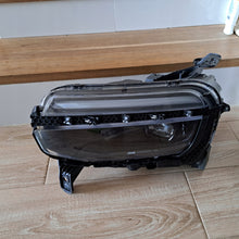 Laden Sie das Bild in den Galerie-Viewer, Frontscheinwerfer Jeep 522187210 LED Links Scheinwerfer Headlight