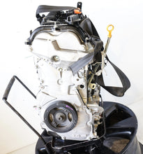 Load image into Gallery viewer, Motor Renault Clio V E-Tech H4M632 1.6 40TKm 2019 Benzin Engine Unkomplett