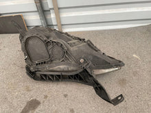 Laden Sie das Bild in den Galerie-Viewer, Frontscheinwerfer Honda Cr-V Crv Links Scheinwerfer Headlight SCH6999845616ck