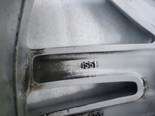 Laden Sie das Bild in den Galerie-Viewer, 1x Alufelge 18 Zoll 7.5&quot; 5x112 51ET Glanz Silber 6856032 Mini Countryman F60