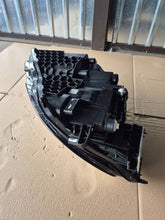 Load image into Gallery viewer, Frontscheinwerfer Volvo V60 S60 III 32314151 Full LED Rechts Headlight SCH2664827721za