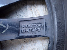 Laden Sie das Bild in den Galerie-Viewer, 1x Alufelge 18 Zoll 7.0" 5x112 45ET Glanz Schwarz 57A601025AS Skoda Karoq Nu7 FEL3662567078lh