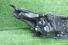 Load image into Gallery viewer, Frontscheinwerfer Toyota Yaris Links Scheinwerfer Headlight SCH4437043752jz
