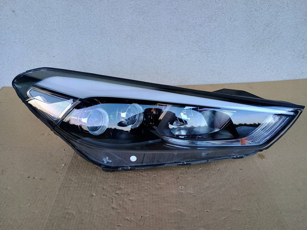 Frontscheinwerfer Hyundai Tucson 92102D7201 92102-D7201 LED Rechts Headlight SCH9334469108ju