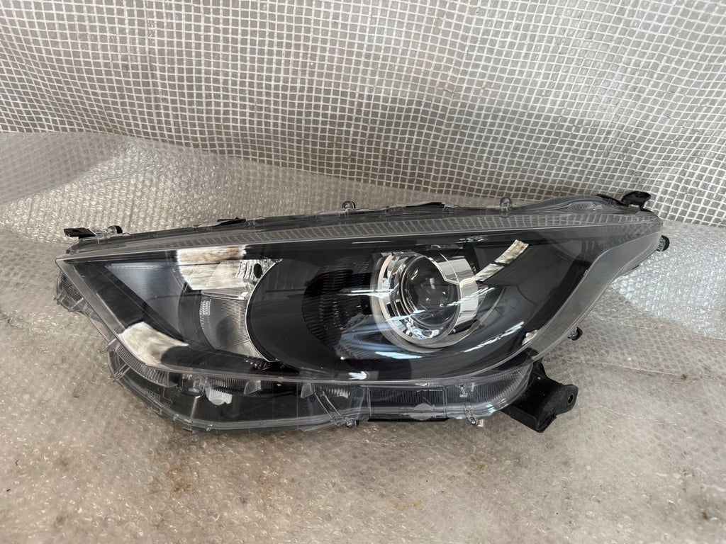 Frontscheinwerfer Toyota 4 Yaris 81170-K0060 LED Links Scheinwerfer Headlight SCH5773578754jz