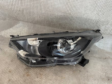 Laden Sie das Bild in den Galerie-Viewer, Frontscheinwerfer Toyota 4 Yaris 81170-K0060 LED Links Scheinwerfer Headlight SCH5773578754jz