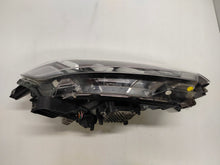 Laden Sie das Bild in den Galerie-Viewer, Frontscheinwerfer Mitsubishi Outlander III 4BX19 8301D3-32 Full LED Rechts