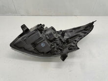 Laden Sie das Bild in den Galerie-Viewer, Frontscheinwerfer Opel Vivaro B 95527870 FALSE Scheinwerfer Headlight SCH5284151424pf