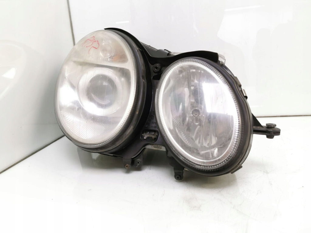 Frontscheinwerfer Mercedes-Benz W211 A0028202426 Vorderseite Headlight SCH4556171031zd