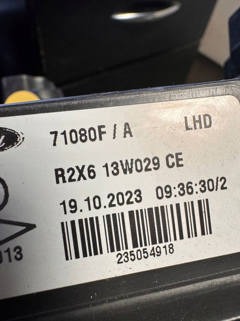 Frontscheinwerfer Ford Courier III R2X613W029 Rechts Scheinwerfer Headlight SCH8243346156su